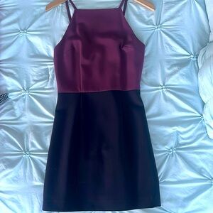 French Connection Whisper Straight Neck Dress Rich Burgundy with Navy Size US 2